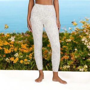 NWT Lululemon Align High-Rise Pant 25" in Cheetah Camo Antique White Multi Sz 10